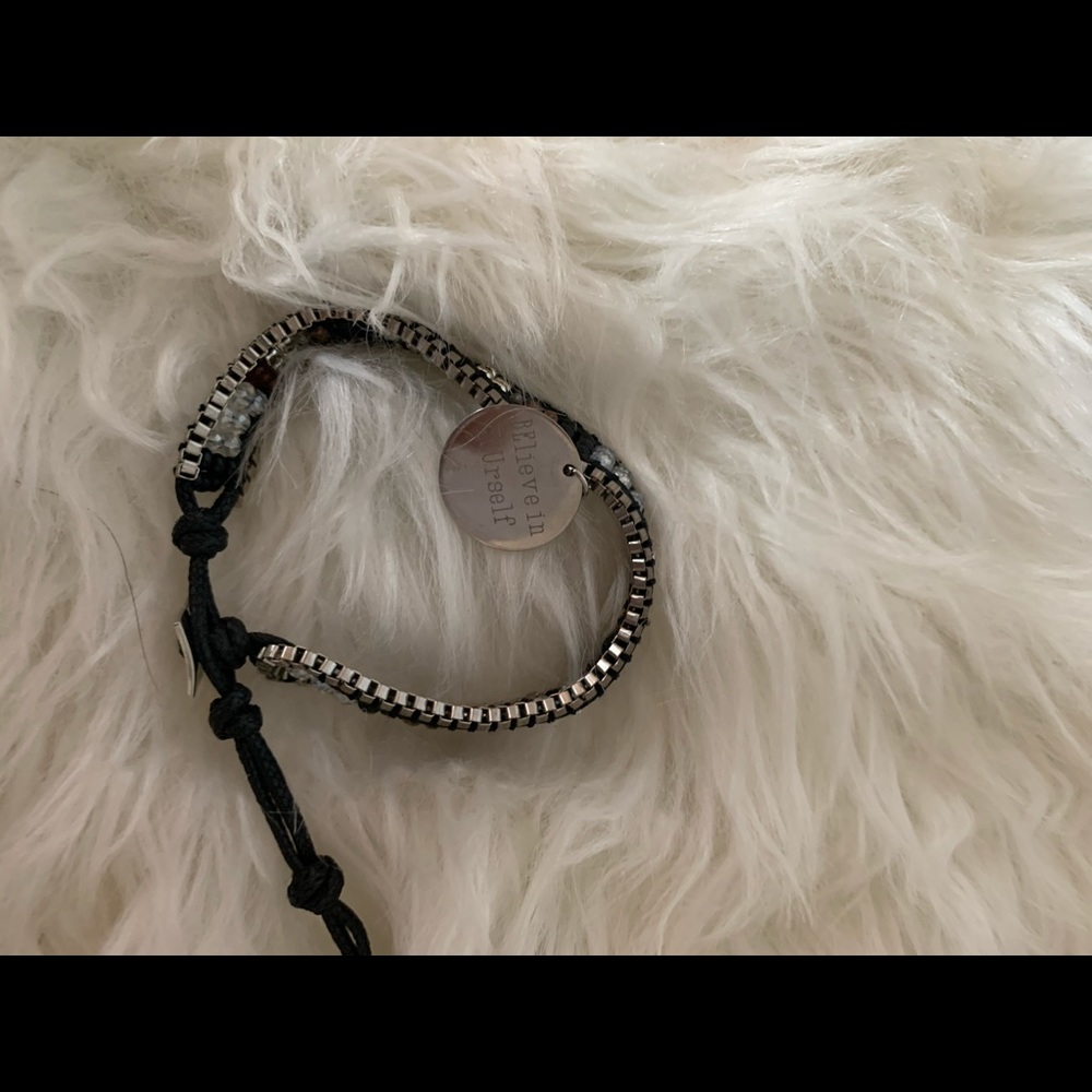 Bracelet beaded w/ charm